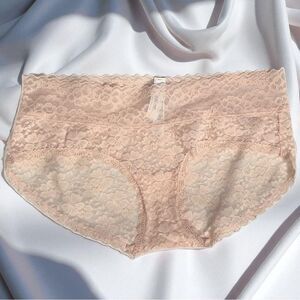 Auden Lace Hipster Panty NWOT (S) - Peach